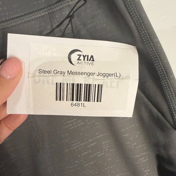 NWT - Steel Grey Messenger Joggers - Size L - Picture 4 of 9